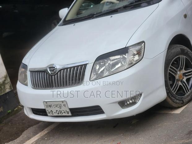 Toyota Corolla 2006 White