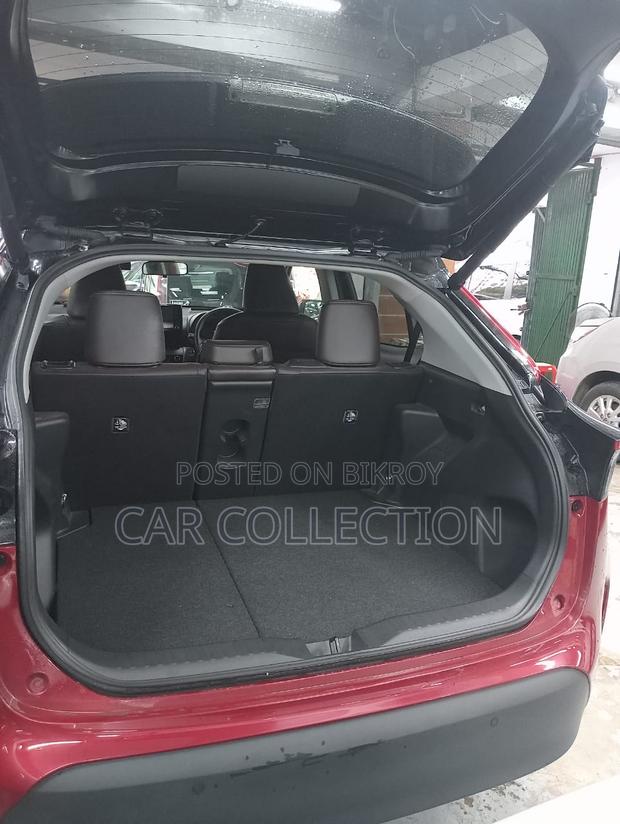Toyota Yaris Cross 2021 Red
