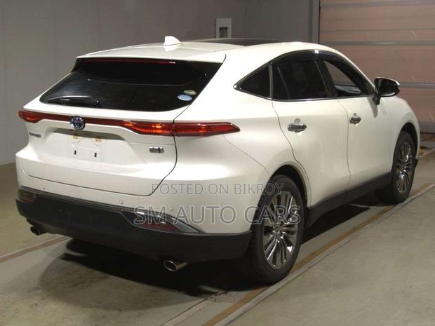 Toyota Harrier 2.5 Hybrid 2021 Pearl