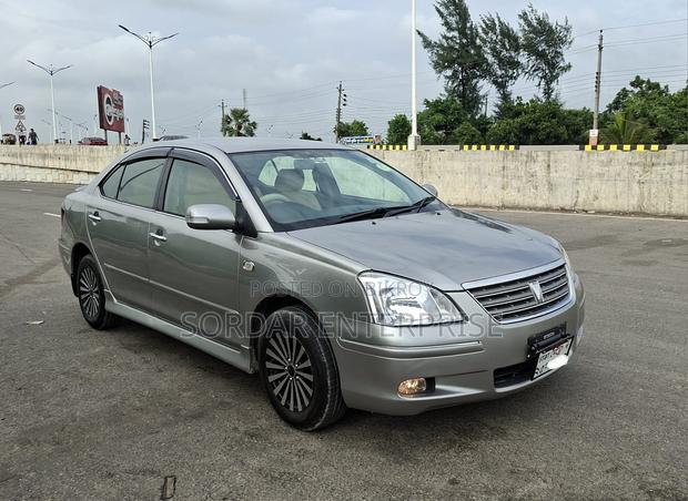 Toyota Premio 2004 Silver