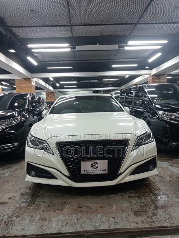Toyota Crown 2020 Pearl