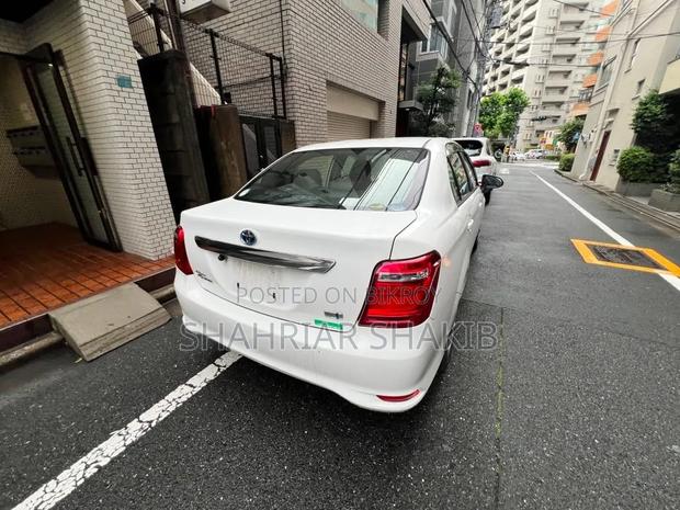 Toyota Axio 2021 White