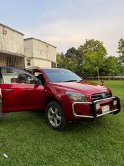 Toyota RAV4 2.0 D-4d 4x4 2006 Red for sale
