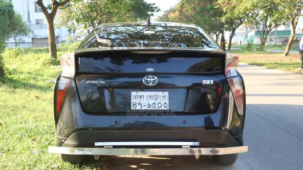 Toyota Prius 2017 Black