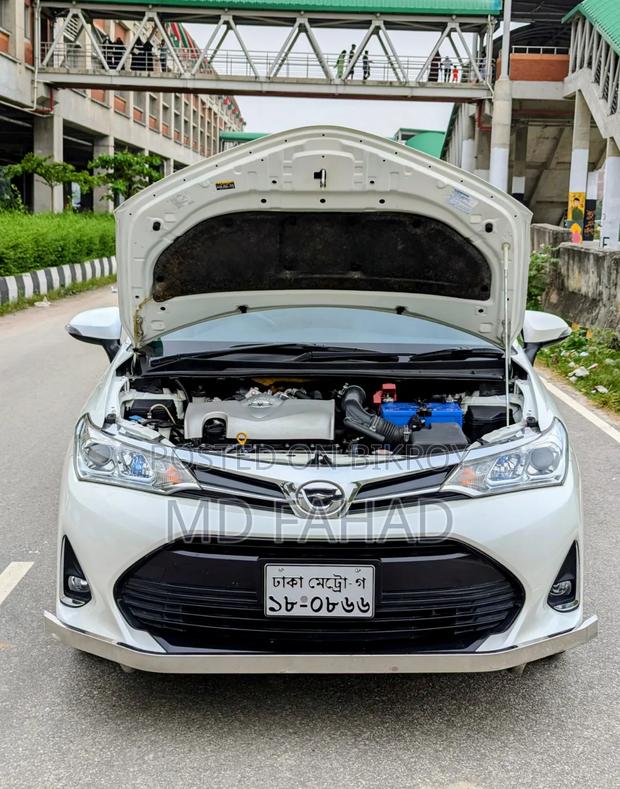 Toyota Corolla Fielder 2018 Pearl