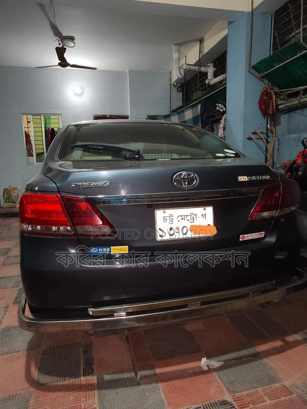 Toyota Premio 2014 Gray