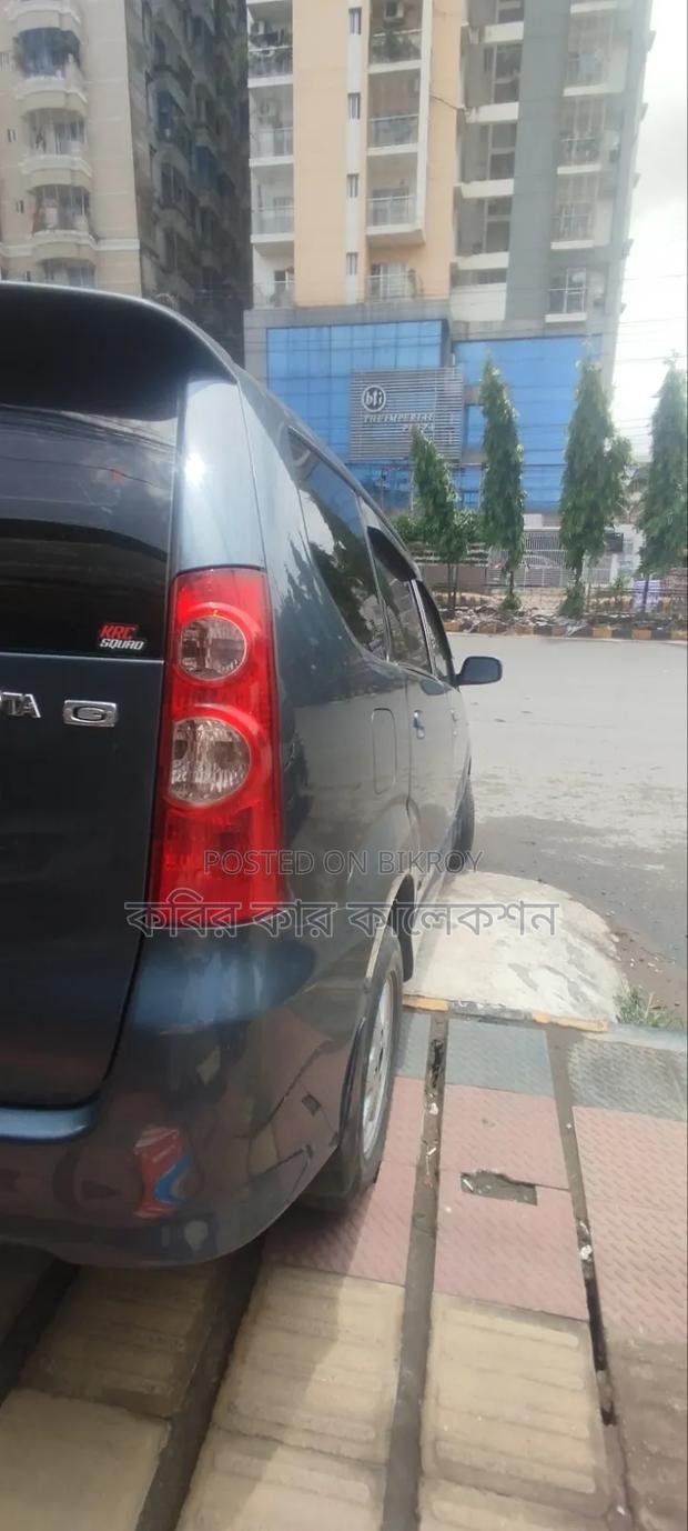 Toyota Avanza 2010 Gray