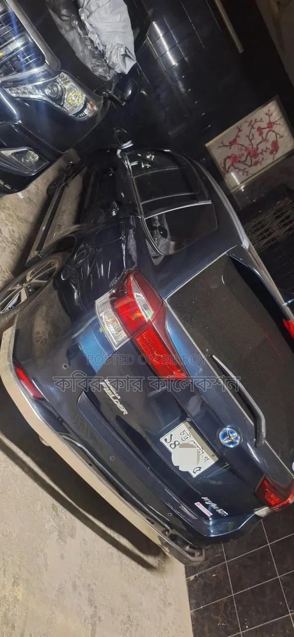 Toyota Corolla Fielder 2019 Black