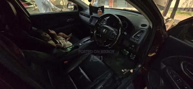 Honda Vezel 1.5 4WD 2014 Maroon