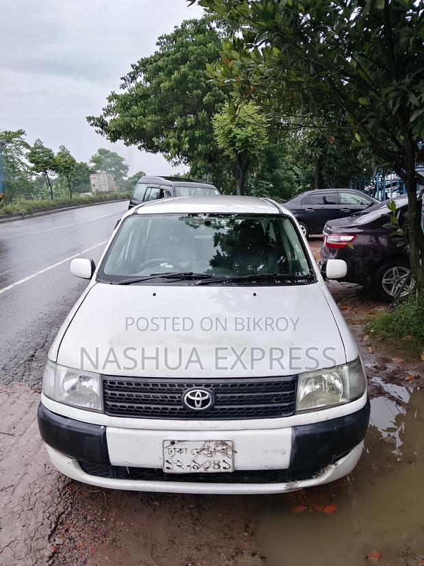 Toyota Probox 2004 White
