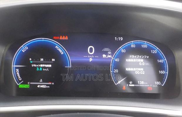 Toyota Corolla Cross XLE 4WD 2024 Gray