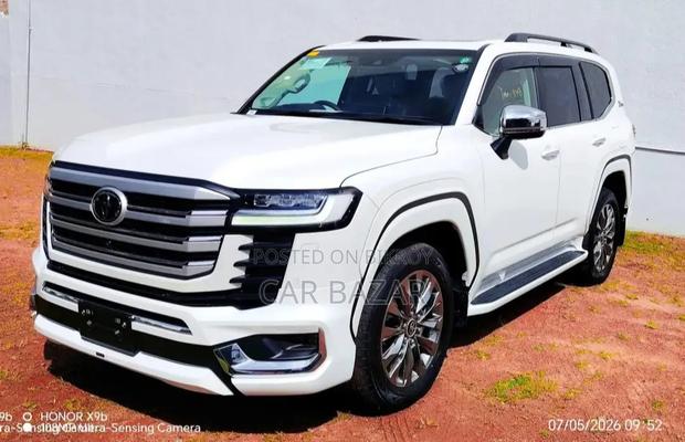 New Toyota Land Cruiser LC300 2024 Pearl