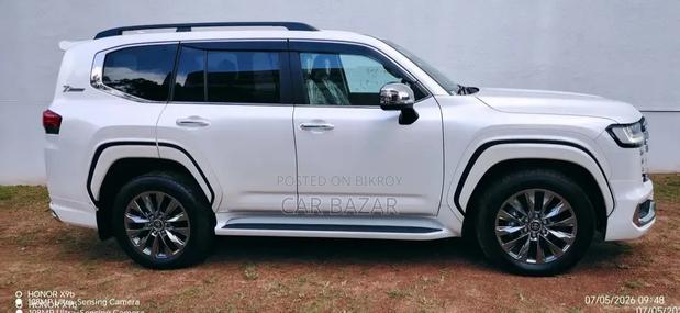 New Toyota Land Cruiser LC300 2024 Pearl