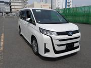 Toyota Noah 2023 Pearl for sale