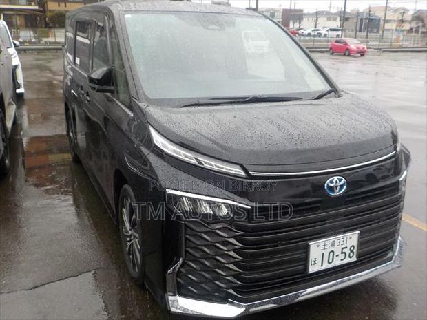 Toyota Voxy S-Z 4WD 7-Seater 2023 Black