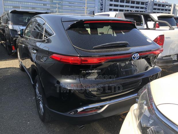 Toyota Harrier 2.5 Hybrid 4WD 2021 Black