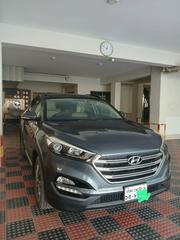 Hyundai Tucson Limited AWD 2017 Gray for sale