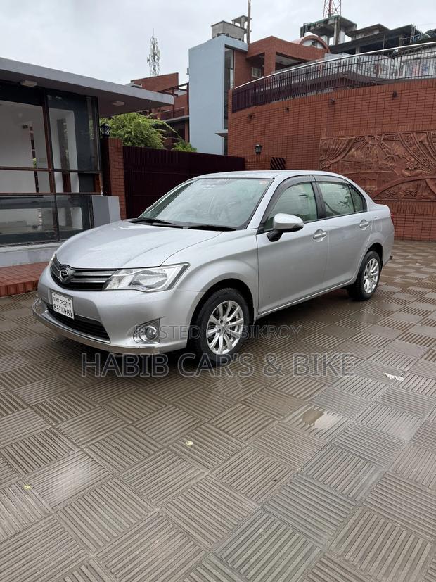 Toyota Axio 1.5 G 2WD 2013 Silver