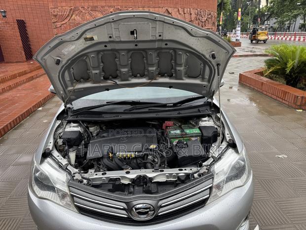 Toyota Axio 1.5 G 2WD 2013 Silver