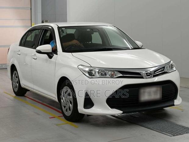 Toyota Axio 2021 White