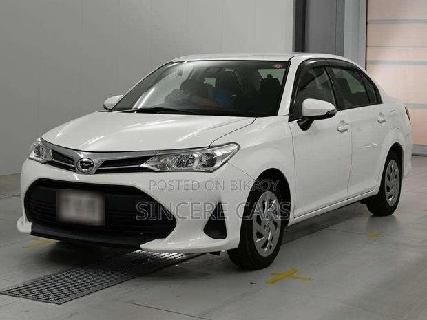 Toyota Axio 2021 White