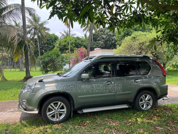Nissan X-Trail 2011