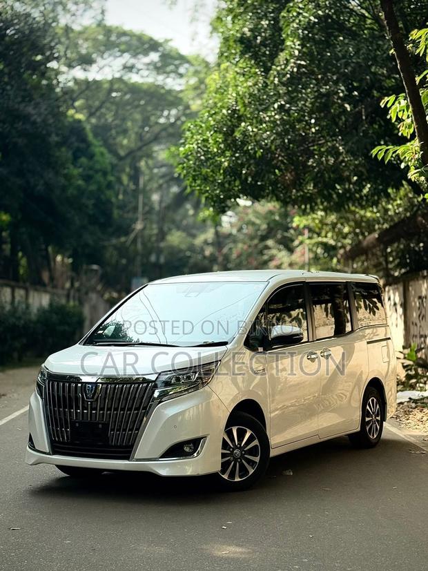 Toyota Esquire 2021 Pearl