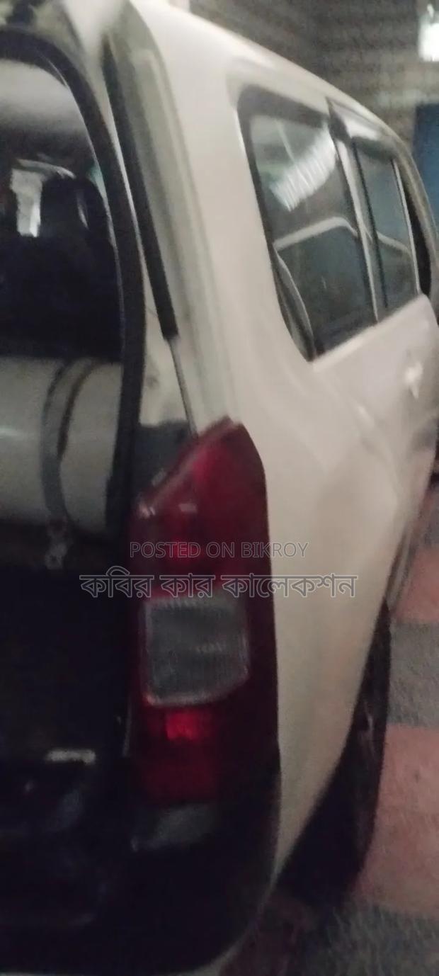 Toyota Probox 2002 White