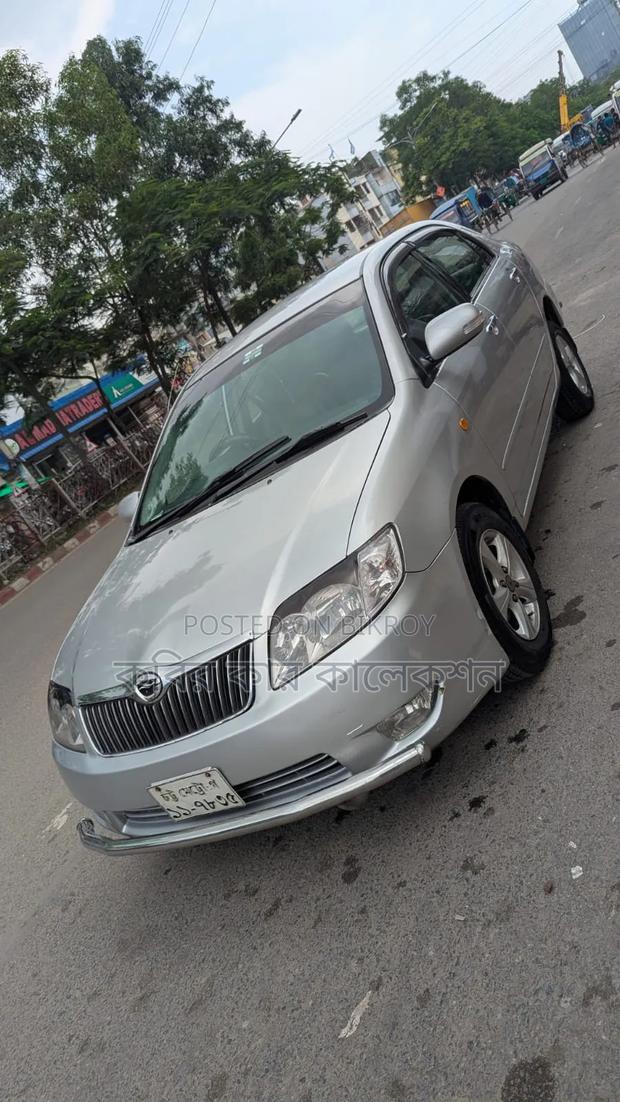 Toyota Corolla 2004 Silver