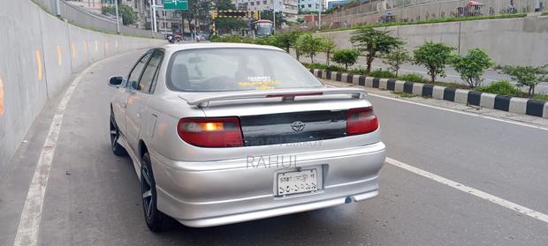 Toyota Carina 1993 Gold