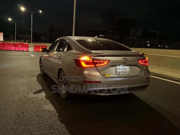 Honda Insight EX 2019 Silver