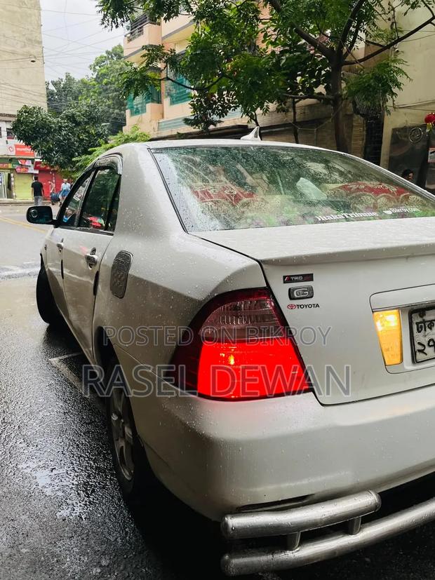 Toyota Corolla 2010 White