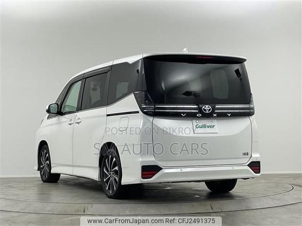 New Toyota Voxy Hybrid S-Z 2WD 7-Seater 2026 Pearl