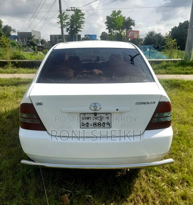 Toyota Corolla 2004 White