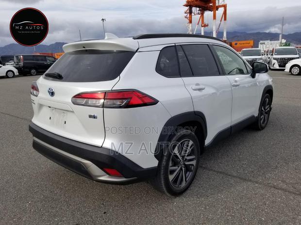 Toyota Corolla Cross 1.8 Hybrid AWD 2021 Pearl