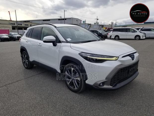 Toyota Corolla Cross 1.8 Hybrid AWD 2021 Pearl