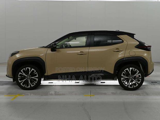 Toyota Yaris Cross 1.5 Hybrid FWD 2021 Beige