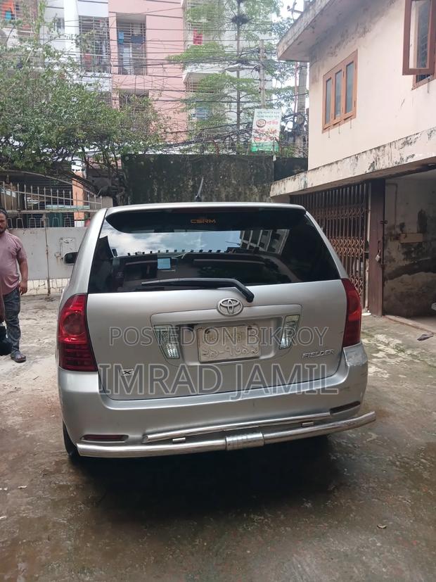 Toyota Corolla 2004 Silver