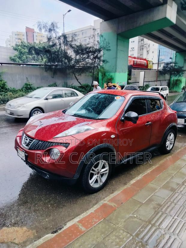 Nissan Juke 2011 Red