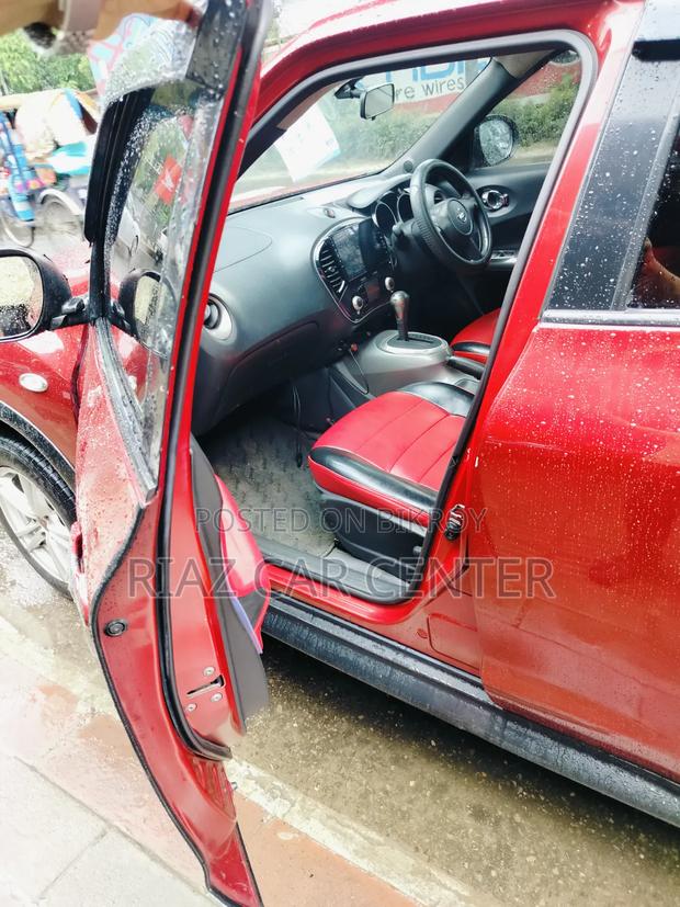 Nissan Juke 2011 Red