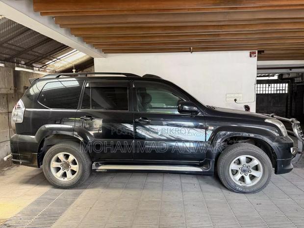Toyota Land Cruiser Prado 2007 Black