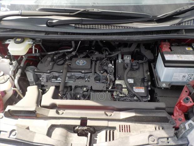 Toyota Noah 2025 Red