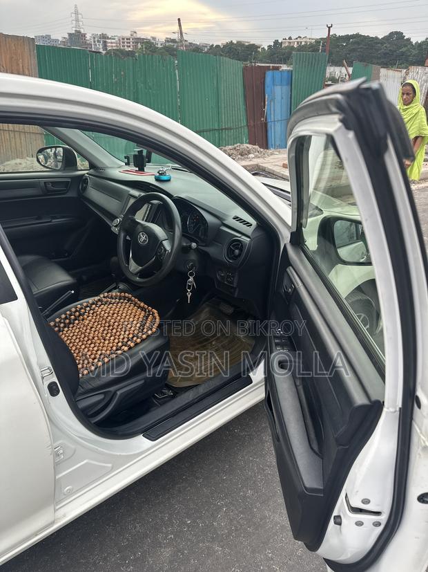 Toyota Axio 2016 Pearl