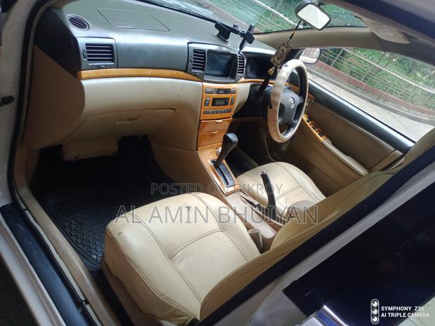 Toyota Corolla 2005 Pearl