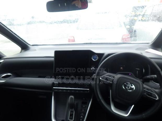 Toyota Noah 2023 Pearl