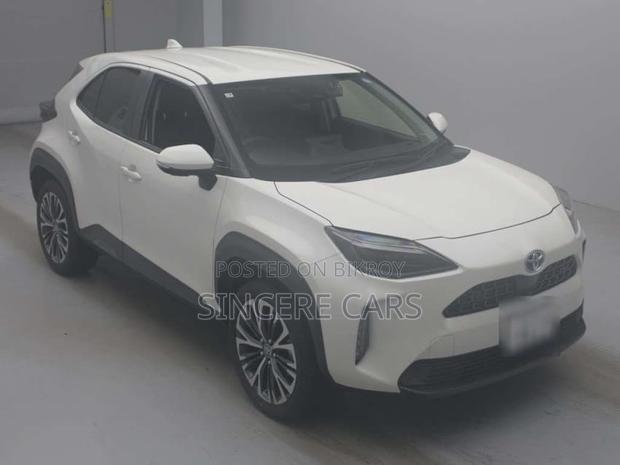 Toyota Yaris Cross 2021 Pearl