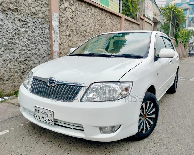 Toyota Corolla Sedan 2005 White