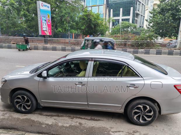 Toyota Premio 1.5 FWD 2016 Silver