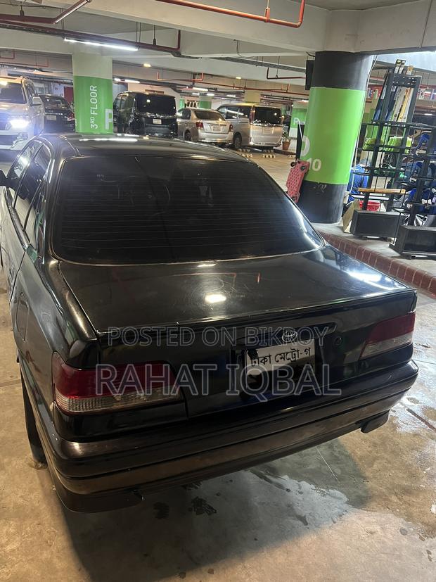 Toyota Carina 1.5 FWD Sedan 1997 Black
