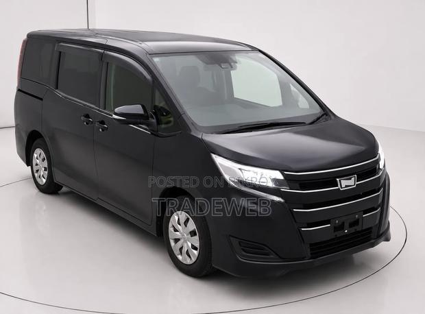 Toyota Noah 2021 Black